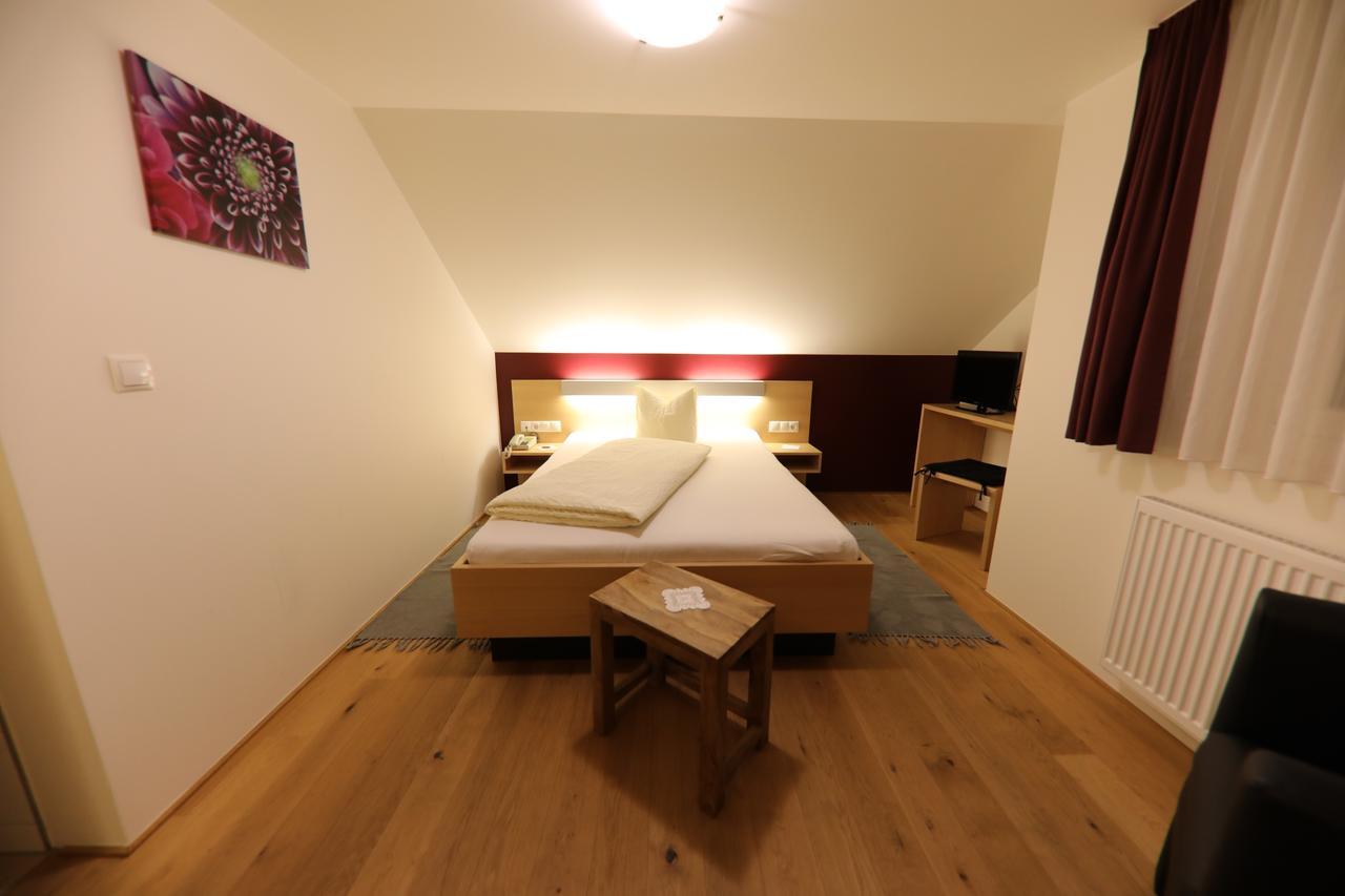 Hotel Oxa Хиттизау Экстерьер фото